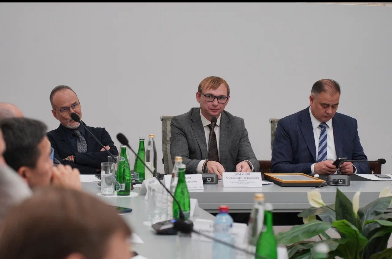 🔔 Совещание по вопросам охраны культурного наследия в Дербенте.